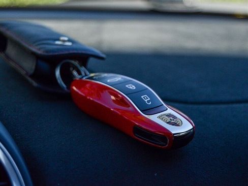 Used 2024 Porsche 718 Cayman GT4 RS image 40