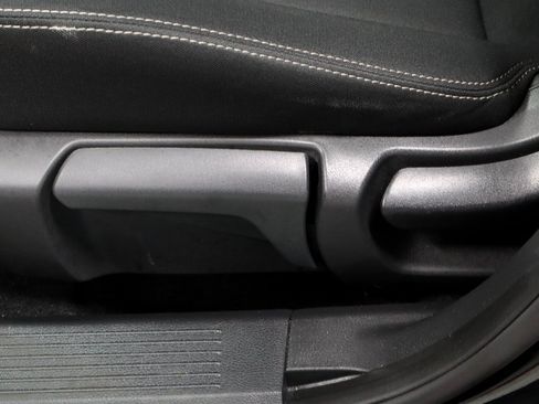 Certified 2023 Nissan Rogue S image 26