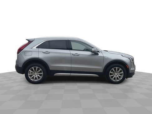 Used 2023 Cadillac XT4 Premium Luxury image 9
