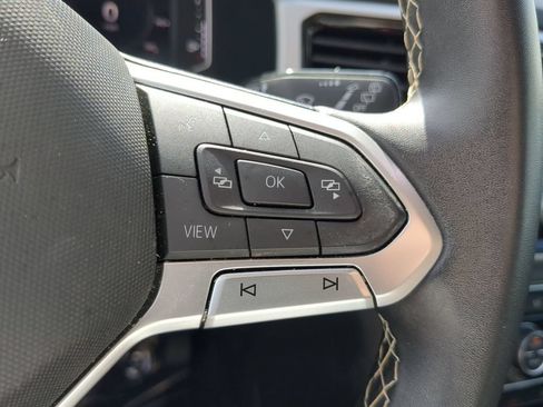 Used 2023 Volkswagen Atlas SE w/ Panoramic Sunroof Package FWD image 31