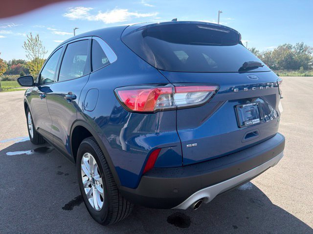 Used 2022 Ford Escape SE w/ Cold Weather Package FWD image 13