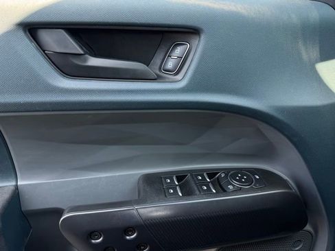 Used 2023 Ford Maverick XL FWD image 13