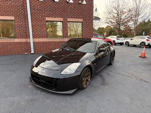 Used 2006 Nissan 350Z Touring w/ (K96) Aerodynamics Pkg image 4