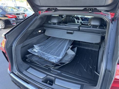 Used 2024 Cadillac Lyriq Luxury w/ LPO, Floor Liner Package image 38