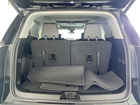 Certified 2023 GMC Acadia SLT w/ Elevation Edition image 15