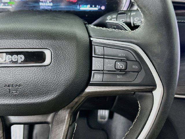 Used 2023 Jeep Grand Cherokee 4WD 4xe image 25
