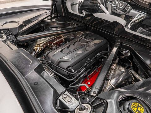 Used 2020 Chevrolet Corvette Stingray Premium Cpe w/ 3LT Preferred Equipment Group image 24