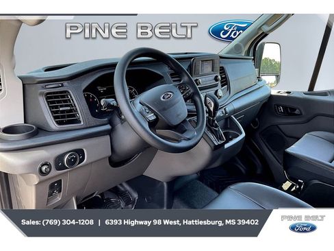 New 2025 Ford Transit 250 Low Roof RWD image 8