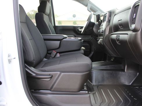 Used 2025 Chevrolet Silverado 2500 W/T w/ WT Convenience Package AWD/4WD image 23