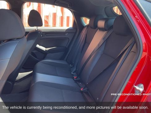Used 2022 Honda Civic Sport image 12