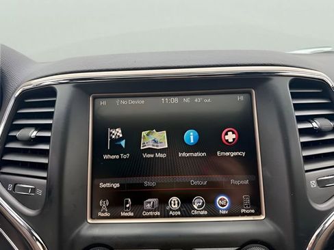 Used 2015 Jeep Grand Cherokee Limited image 21