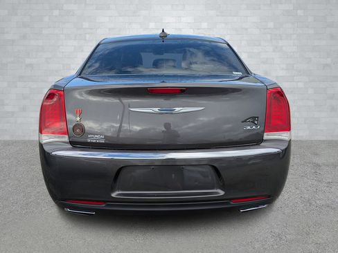 Used 2015 Chrysler 300 Limited image 6