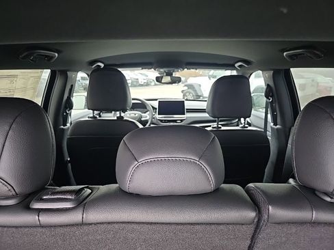 New 2026 Jeep Compass Latitude image 95