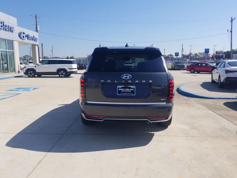New 2026 Hyundai Palisade Calligraphy AWD/4WD image 6