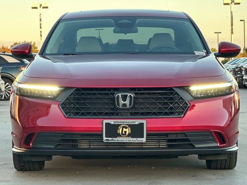 Used 2023 Honda Accord EX image 9