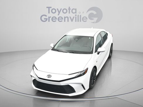 Used 2025 Toyota Camry LE w/ Convenience Package FWD image 24