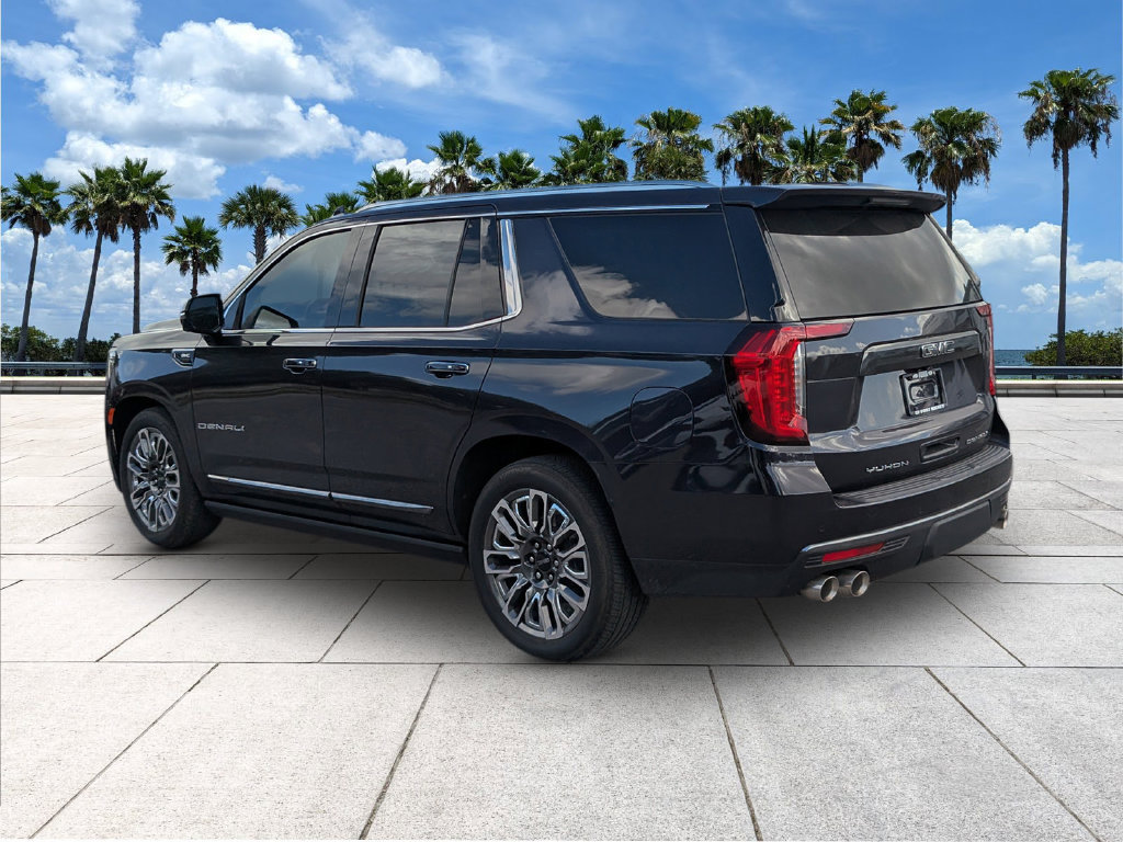 Used 2024 GMC Yukon Denali Ultimate AWD/4WD image 5