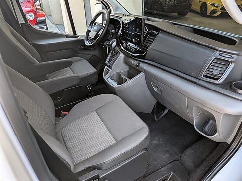 Used 2025 Ford Transit 350 XLT RWD image 4
