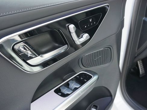 Certified 2025 Mercedes-Benz GLC 300 4MATIC image 21