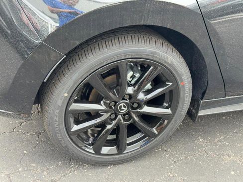 New 2026 MAZDA MAZDA3 Hatchback w/Premium Plus Pkg image 4