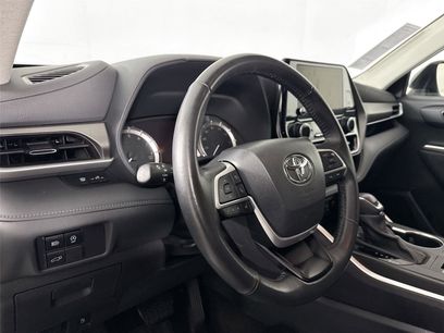 Certified 2024 Toyota Highlander LE