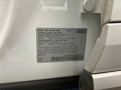 Certified 2024 Audi Q5 2.0T Premium image 34