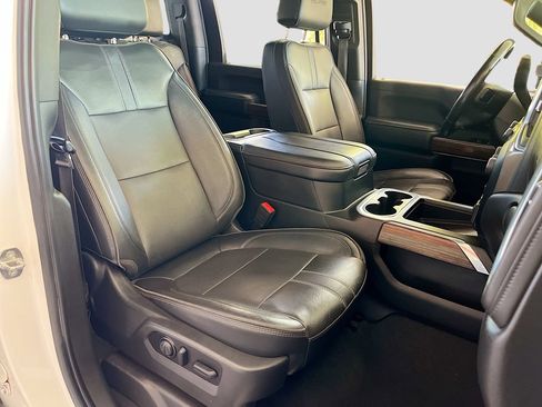 Used 2023 Chevrolet Silverado 3500 High Country w/ Technology Package AWD/4WD image 30