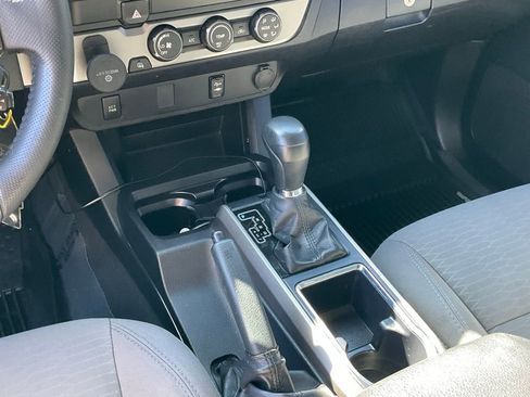 Used 2019 Toyota Tacoma SR5 image 43