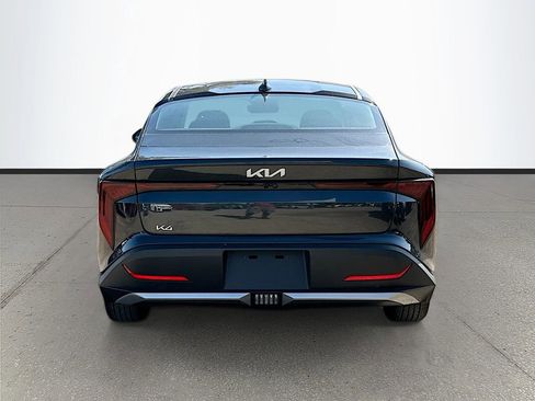 New 2025 Kia K4 LXS image 6
