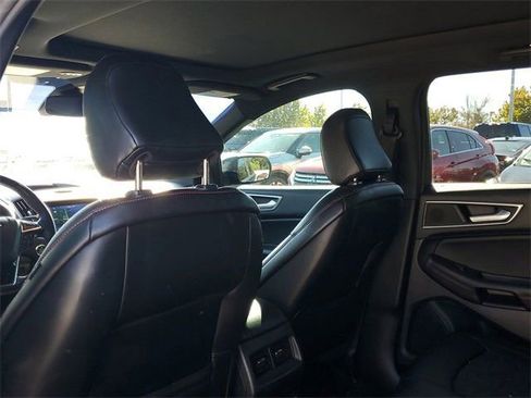 Used 2020 Ford Edge ST-Line image 12