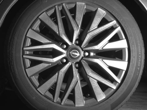 Used 2025 Nissan Altima 2.5 SV image 14