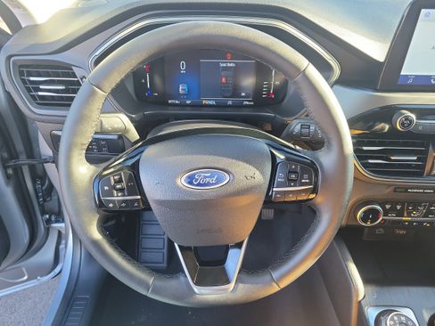 Used 2023 Ford Escape Active w/ Cold Weather Package image 22