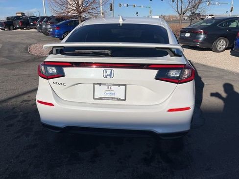 Used 2024 Honda Civic EX-L image 4