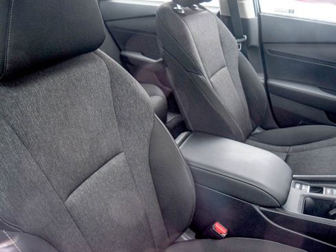 Certified 2025 Honda Accord SE image 10