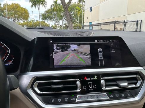 Used 2022 BMW 330i Sedan w/ Driving Assistance Package RWD image 26