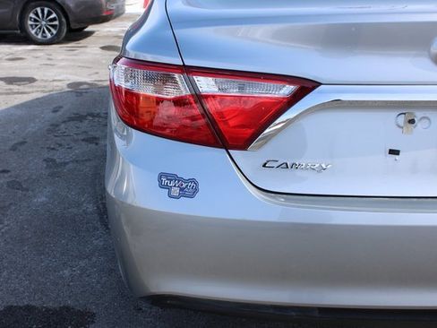 Used 2017 Toyota Camry LE image 44