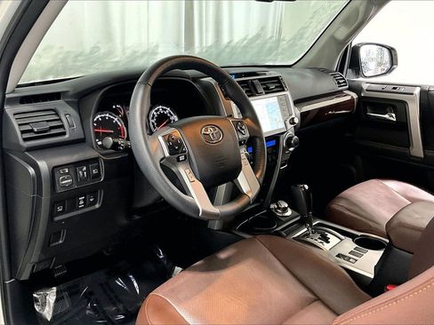 Used 2022 Toyota 4Runner Limited image 14