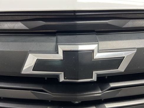 Used 2025 Chevrolet Colorado Trail Boss AWD/4WD image 31