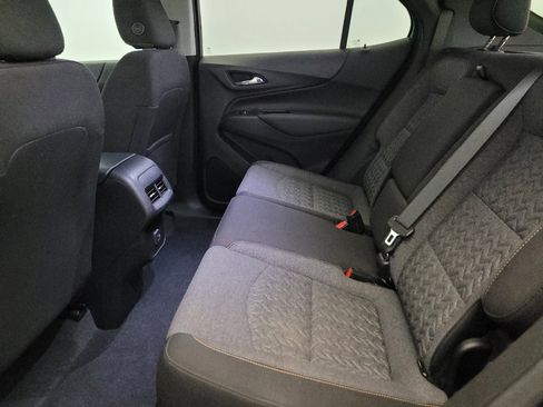 Used 2022 Chevrolet Equinox LT image 18
