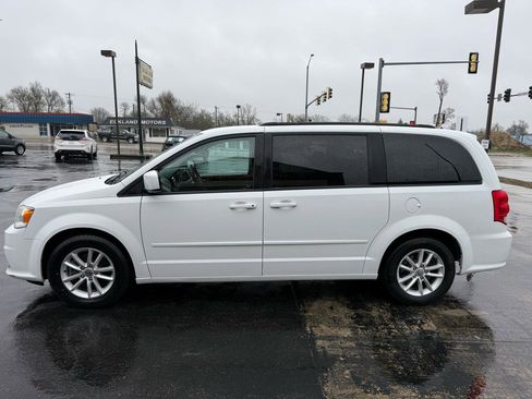 Used 2014 Dodge Grand Caravan SXT w/ Rear Park Assist Package image 6