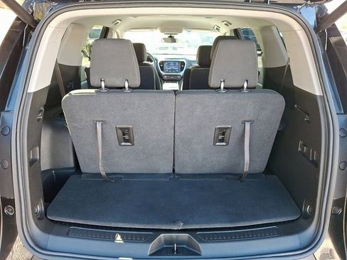 Used 2023 GMC Acadia SLE w/ Driver Convenience Package image 29