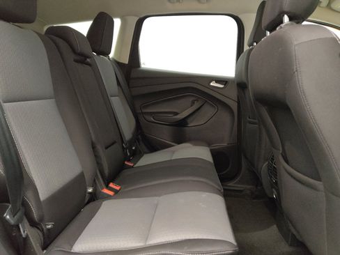 Used 2019 Ford Escape SE image 21