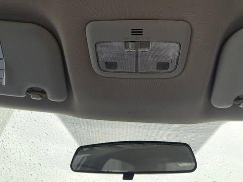 Used 2014 Toyota Corolla LE FWD image 17