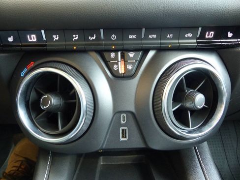 Used 2026 Chevrolet Blazer LT w/ Convenience Package AWD/4WD image 48