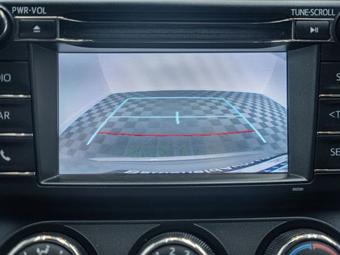 Used 2017 Toyota RAV4 LE image 35