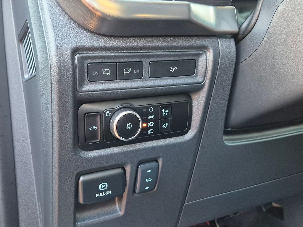 Used 2023 Ford F150 Lariat w/ Equipment Group 502A High AWD/4WD image 11