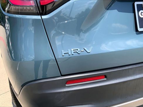 Used 2024 Honda HR-V Sport image 32