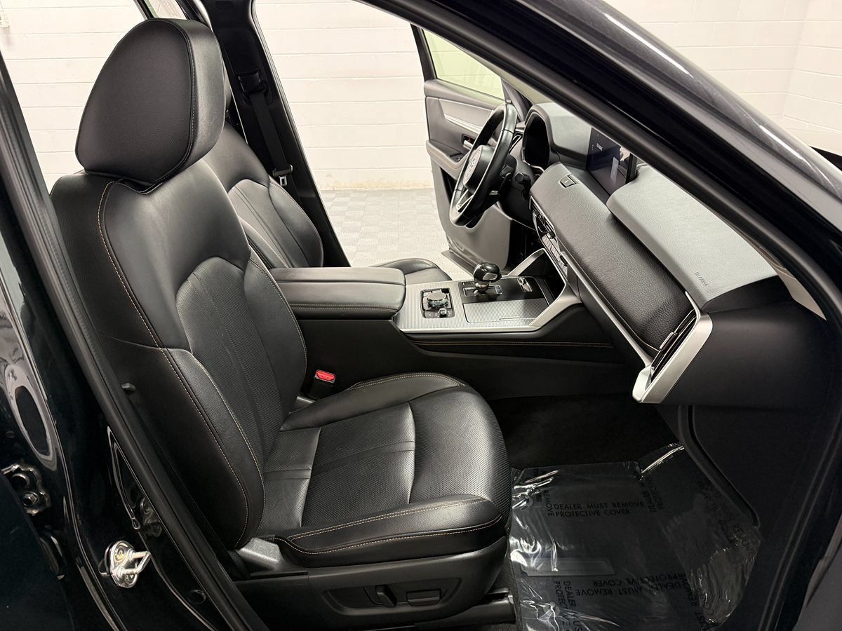 Used 2025 MAZDA CX-90 3.3 Turbo w/ Premium Sport Pkg AWD/4WD image 16