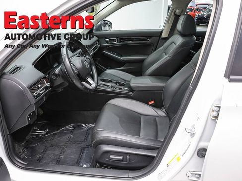 Used 2022 Honda Civic Touring image 14