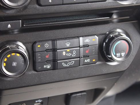 Used 2015 Ford F150 XLT w/ Equipment Group 302A Luxury image 37